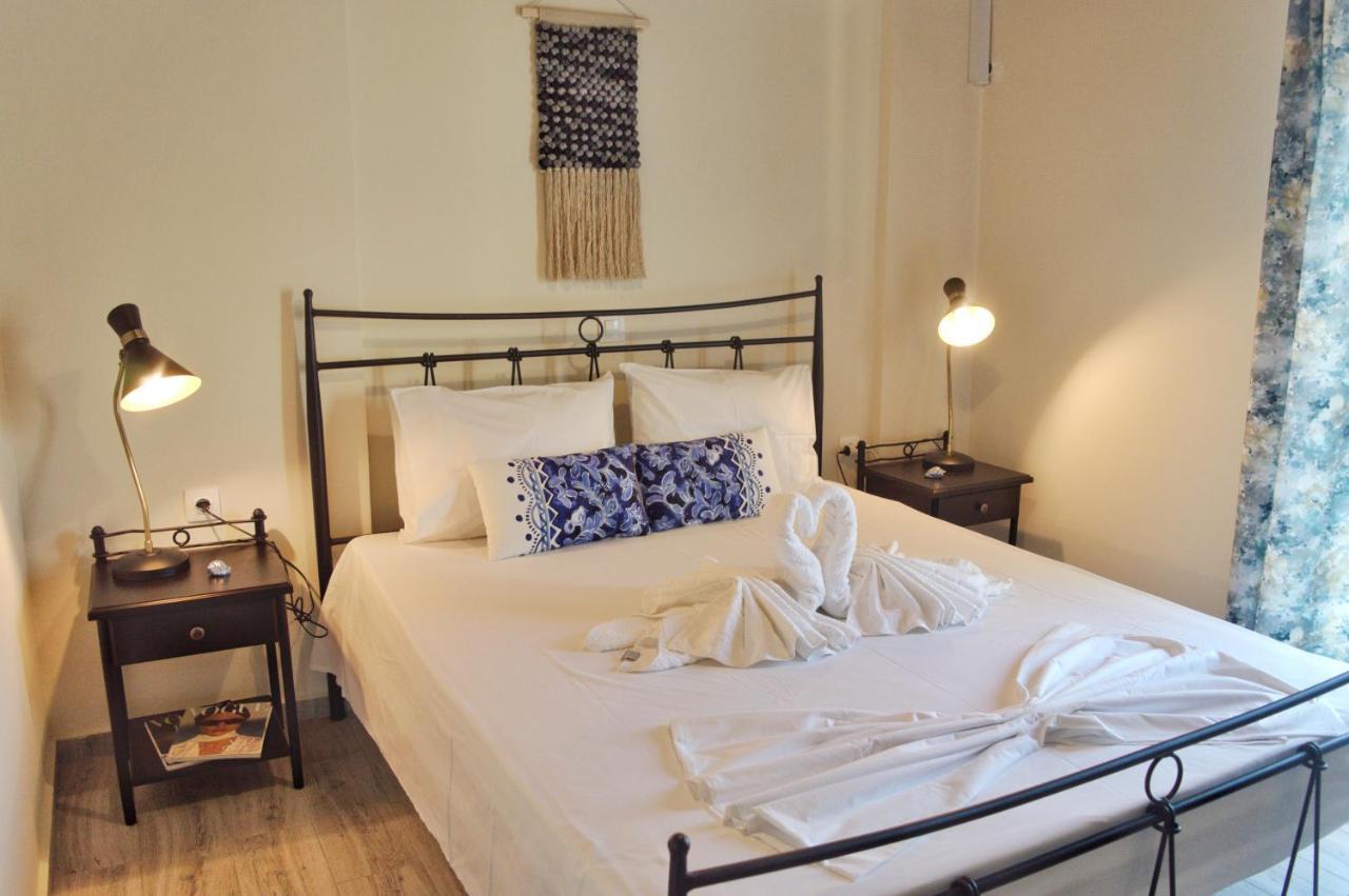 Apartamento La Maison Bleue Lixouri Exterior foto